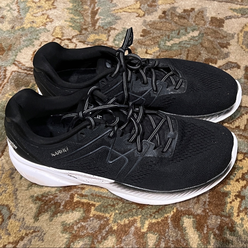 Women’s Black Running Shoes